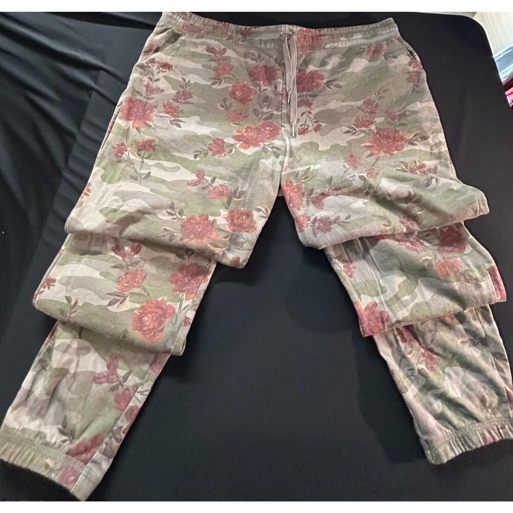 NWOT Maurices Joggers 2X Plus Green Camo Burgundy Floral Lounge Pants Drawstring